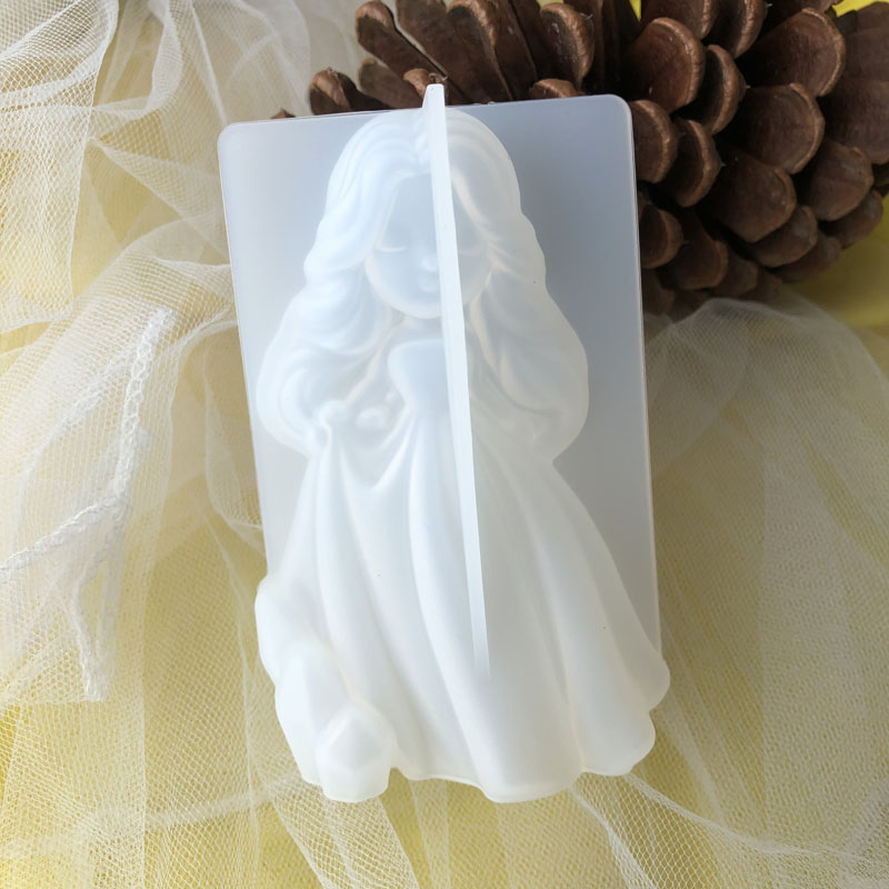 Candle Supply - 3D Sevimli Prenses Silikon Mum Kalıp