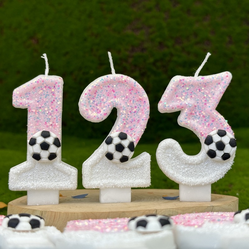 Pembe Beyaz Pullu Spor Futbol  - Candle Supply incelemesi ve fiyatı